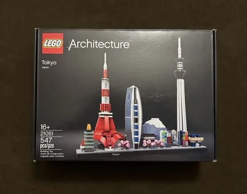 DAMAGED BOX LEGO Architecture Tokyo 21051 Skyline Japan Retired
