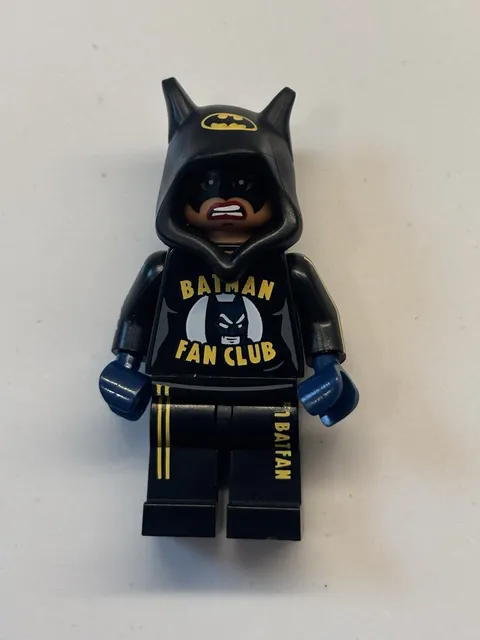 LEGO Batman Fan Club Girl Minifigure Batfan 71020 Batman Movie Series 2