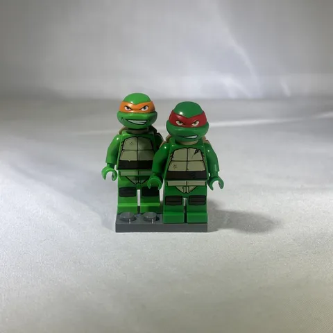 EXCLUSIVE Lego Michelangelo & Raphael Minifigure Lot TMNT Shredders Lair 79122