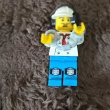 LEGO Movie #tlm051 - Gordon Zola - Light Scratches/No Cracks