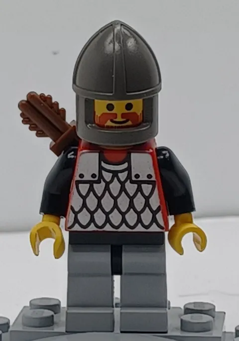Lego Castle Cas235 Scale Mail Lion Knight Minifigure 1624, Good