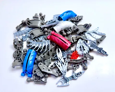 Lego BIONICLE Rahkshi Parts Only Large Lot Lerahk Kurahk Turahk Guurahk Vorahk