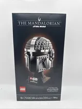 LEGO Star Wars The Mandalorian Helmet 75328 Display Set 584pcs 18+