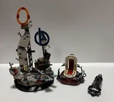 Lego Marvel Set 76266 And 76213
