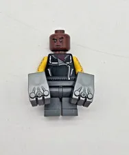 LEGO 76083 Marvel Beware the Vulture - The Shocker Minifigure w/ Gloves