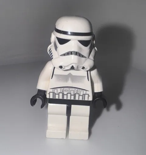 LEGO Star Wars Stormtrooper Minifigure White Armor w/ Helmet, 1 Piece