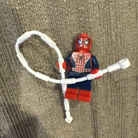 ✅ LEGO Marvel Friendly Neighborhood Spider-Man Minifigure sh0892 Minifig NEW