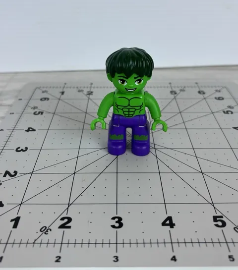 Lego Duplo Incredible Hulk Marvel Superhero Green Mini Figure