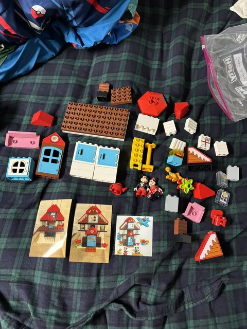 Duplo Disney Mickey's Vacation House Incomplete Set No Goofy