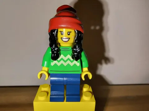 Lego Holiday Shopper Minifigure Green Sweater Free Shipping W/ Combined Shipping