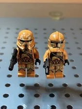 LEGO Star Wars Geonosis Troopers (75089) Lot Of 2 With Blasters
