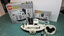 LEGO 21317 Steamboat Willie Disney Set - 100% Complete Minifigures, Box & Manual