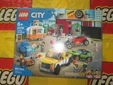 LEGO City 60258 Tuning Workshop - New & Sealed