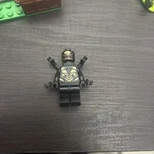 LEGO Marvel Avengers Endgame Outrider Minifigure From 76124