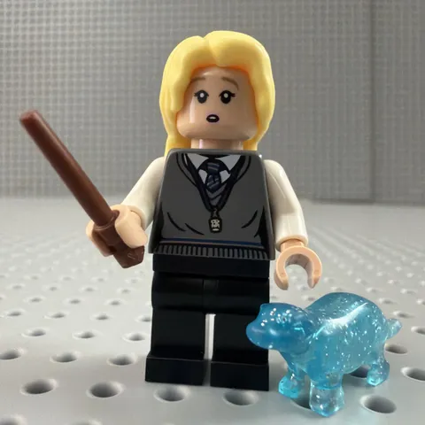 LEGO Luna Lovegood & River Otter Ravenclaw Minifigure Harry Potter hp239