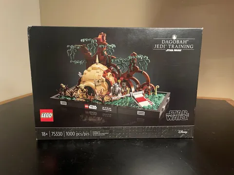 LEGO Star Wars 75330 Dagobah Jedi Training Diorama NEW Sealed Box