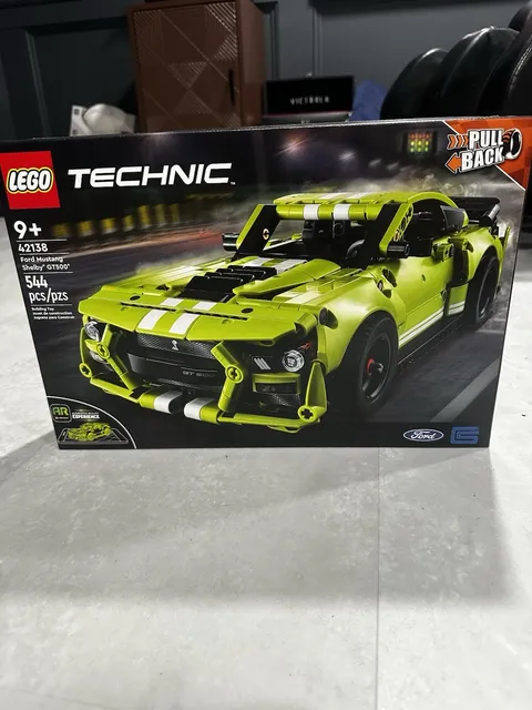 LEGO TECHNIC: Ford Mustang Shelby Gt500 (42138)
