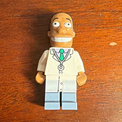 LEGO The Simpsons Dr. Hibbert Minifigure White Coat Green Tie Gray Legs