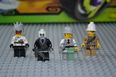 Lego Monster Fighters Lord Vampire, Crazy Scientist, Doctor Rathbone, Major Steele
