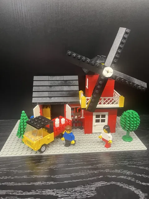 Vintage LEGO 730 - Basic Building Set - 100% Complete Retired Set from 1985