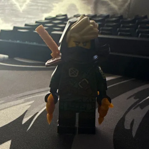 LEGO Mysterious Ronin Ninja Lloyd Ninjago CMF Series 29 minifigure