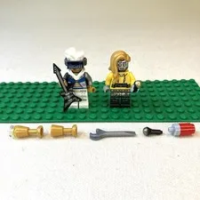 Lego set 43112 minifigures Bass Boy & Sing Bot Lot Of 2 Complete
