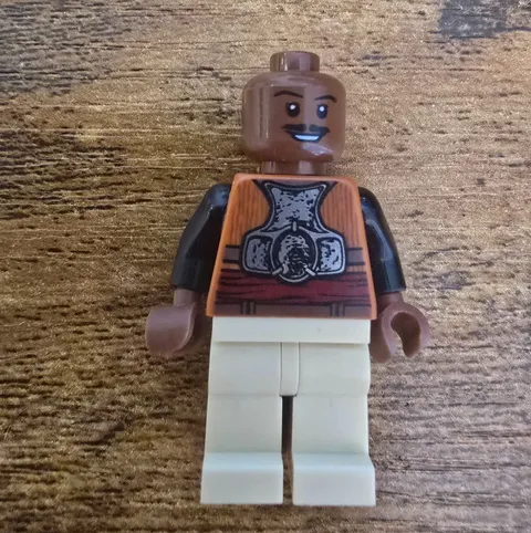 LEGO Star Wars Lando Calrissian minifigure in a Skiff Guard disguise