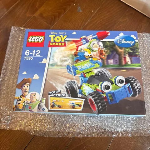 LEGO 7590 Toy Story Woody Buzz to the Rescue Blue Box Retired New
