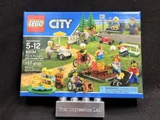 Lego 60134 2016 Fun In The Park City People Pack Wheelchair Baby Stroller Dog