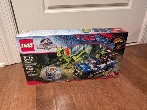LEGO 75916 Jurassic World  Dilophosaurus Ambush NIB