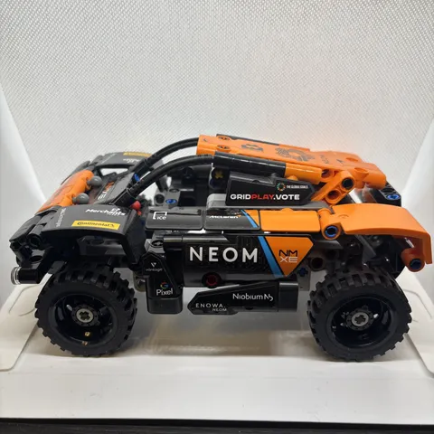 LEGO Technic NEOM McLaren Extreme E Race Car *READ