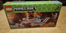 LEGO Minecraft: The Nether Railway (21130) complete set, box/printed instruction