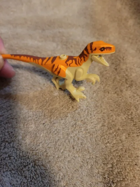 LEGO Atrociraptor Minifigure Dinosaur Raptor Orange Back Brown Stripes 76948