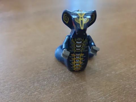 LEGO NINJAGO MINIFIG FIGURE SKALES RISE OF THE SNAKES MINFIG NJO040 9444 9446   