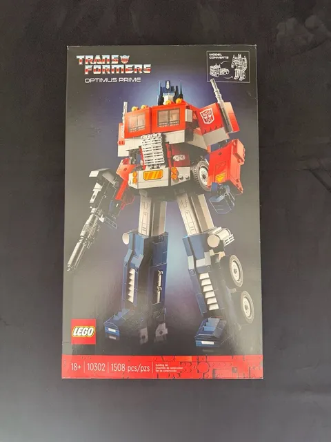 LEGO Icons Transformers Optimus Prime Set 10302