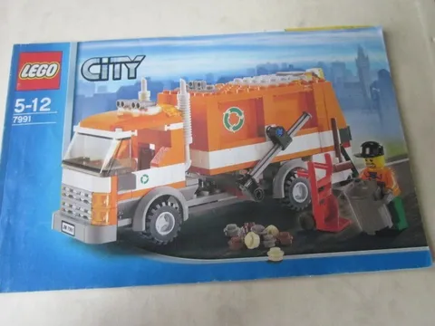 LEGO City Building Instructions Instruction 7991 (5-12)