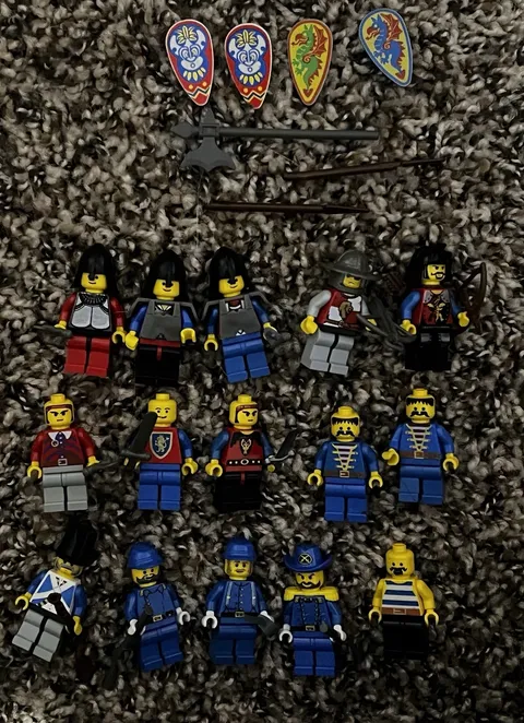 15 LEGO Minifigures Lot - Pirates, Imperial Navy, Soldiers & More! Vintage
