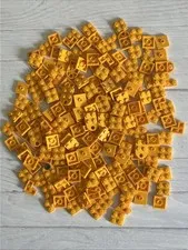 LEGO BRIGHT LIGHT ORANGE LOT 200 PCS 2X2 PLATE CENTER STUD HOLE CORNER VARIETY