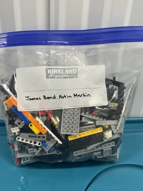 LEGO CREATOR: James Bond Aston Martin (10262)