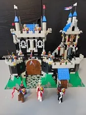 LEGO Castle: Royal Knight's Castle (6090)