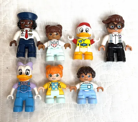 LEGO Duplo Mixed Lot of 7 People / Minifigures Disney