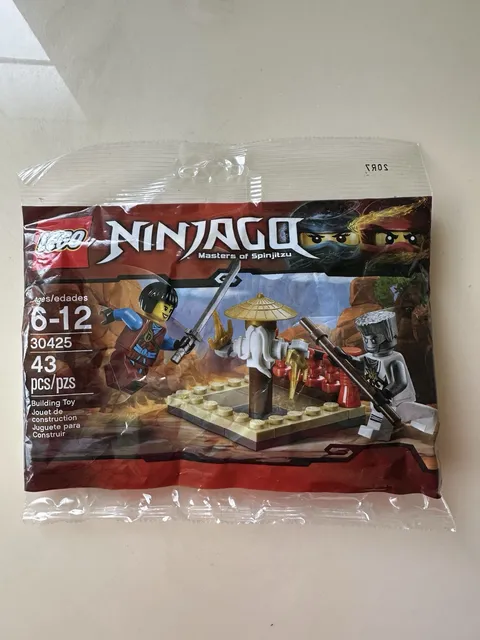 LEGO NINJAGO: Cru Master's Training Grounds (30425)