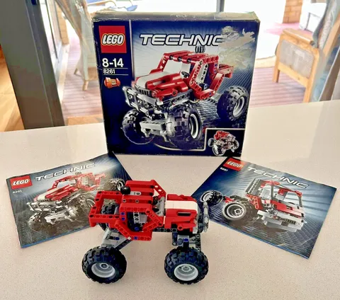 Retired Lego Technic 8261 Rally Truck 2 in 1 complete with box and instructions