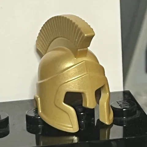 LEGO Gold Minifigure Helmet Headgear Spartan/Trojan Crest Plume Design ID 90326