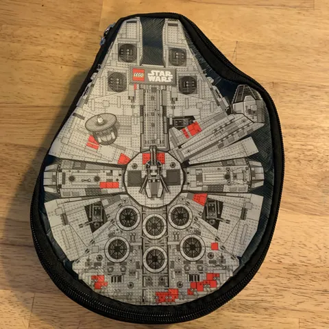 Lego Star Wars Millennium Falcon zippered Storage Bag Mini Figure Carrying Case