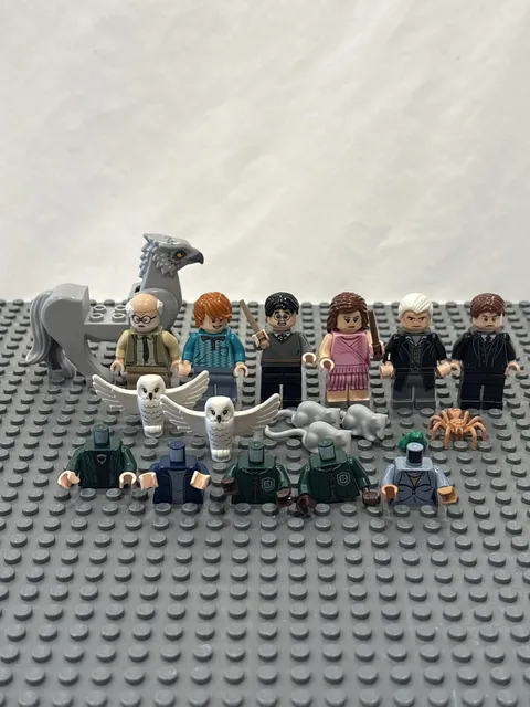 Lego Minifigures Harry Potter Lot of 19 Including Figures and Animals