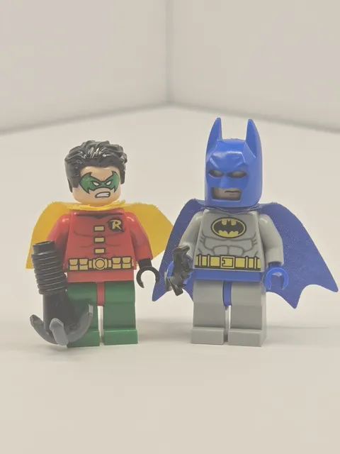 LEGO DC Super Heroes Batman and Robin Minifigures - 10672