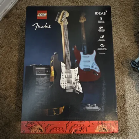LEGO Ideas Fender Stratocaster 21329 Limited Edition Set 1074 pcs 18+