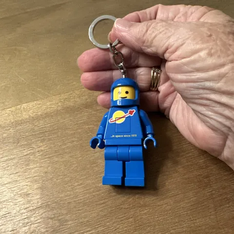 LEGO Classic Space Blue Spaceman Keychain Light KE10H 2012 LED Light