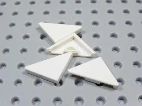 LEGO Lot of 4 White 2x2 Smooth Cut Corner Tiles Plates BP